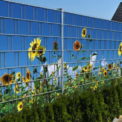 Sonnenblumen – Bedruckter Sichtschutzstreifen für Doppelstabmattenzaun | Sommerliches Blumenmotiv | 2,5 m × 1,8 m | UV-beständig, wetterfest & pflegeleicht